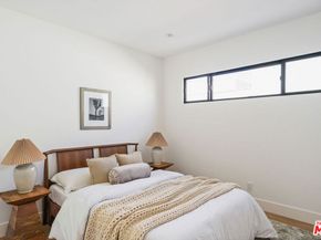 3039 Vineyard Avenue, Los Angeles CA 90016