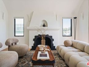 3039 Vineyard Avenue, Los Angeles CA 90016