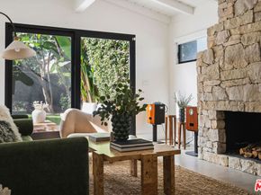 3039 Vineyard Avenue, Los Angeles CA 90016