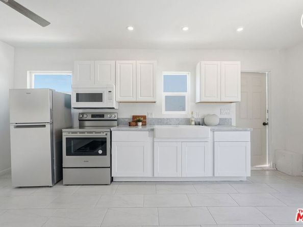 8136 Holy Cross Place, Los Angeles CA 90045
