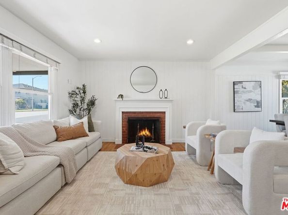 8136 Holy Cross Place, Los Angeles CA 90045