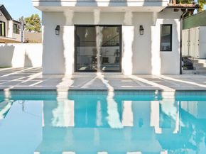 836 S Muirfield Road, Los Angeles CA 90005