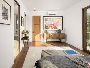 836 S Muirfield Road, Los Angeles CA 90005