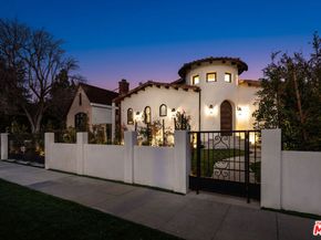 836 S Muirfield Road, Los Angeles CA 90005