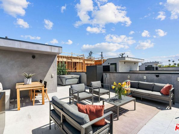 935 1/2 N Spaulding Avenue, West Hollywood CA 90046
