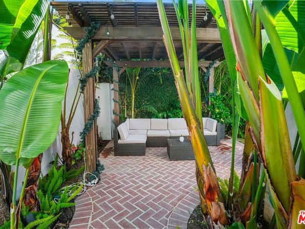 8816 David Avenue, Los Angeles CA 90034