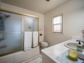 1039 Coast Blvd H, La Jolla CA 92037