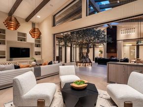 6005 La Jolla Scenic Dr S, La Jolla CA 92037