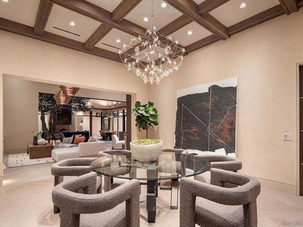 6005 La Jolla Scenic Dr S, La Jolla CA 92037