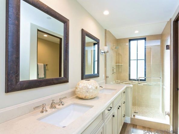 718 Silver St, La Jolla CA 92037