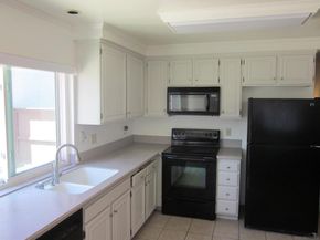 10706 Esmeraldas Dr, San Diego CA 92124