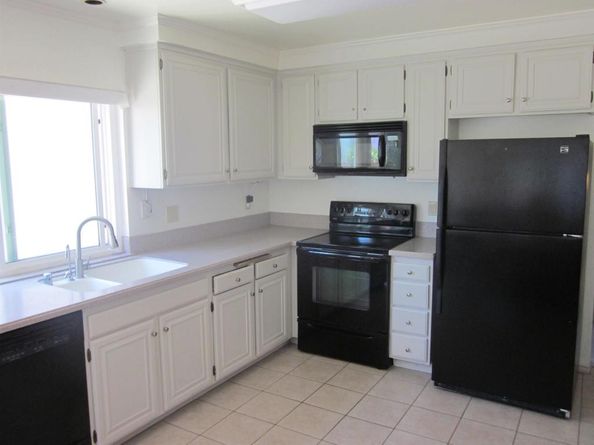 10706 Esmeraldas Dr, San Diego CA 92124