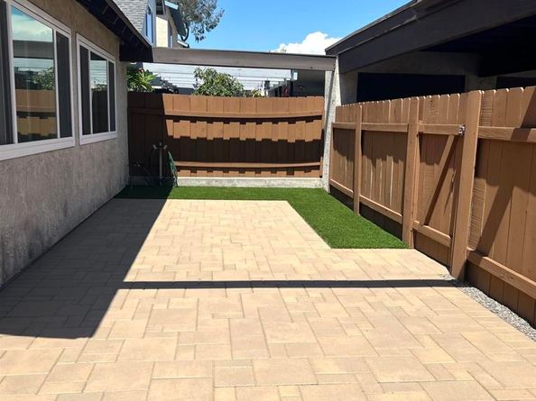 10706 Esmeraldas Dr, San Diego CA 92124