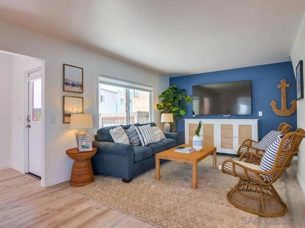 3291 Bayside Walk, San Diego CA 92109