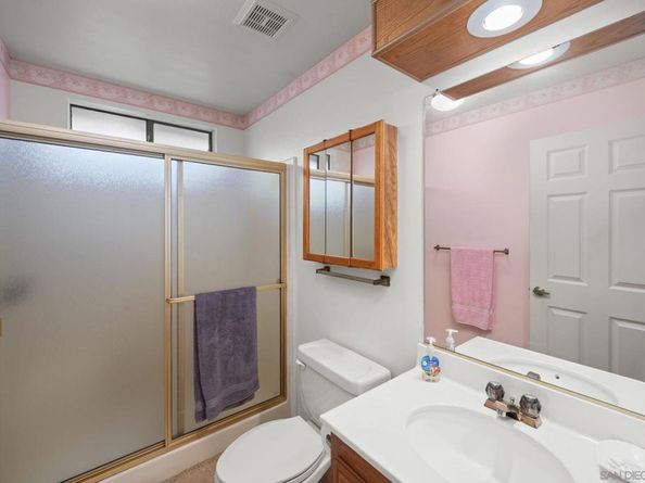 4465 Topaz Ln, Oceanside CA 92056