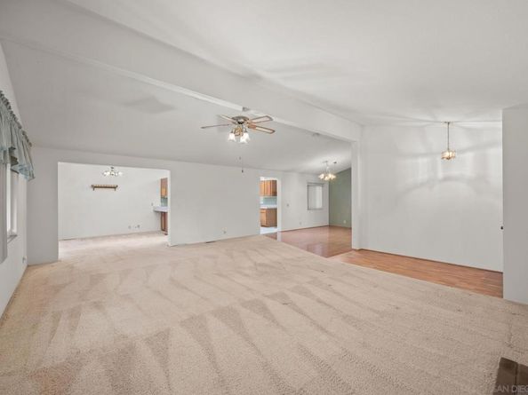 4465 Topaz Ln, Oceanside CA 92056