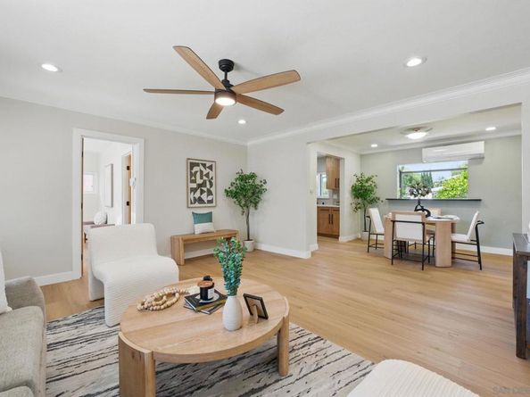 5460 Gilbert Dr, San Diego CA 92115