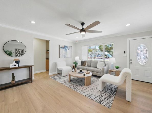 5460 Gilbert Dr, San Diego CA 92115