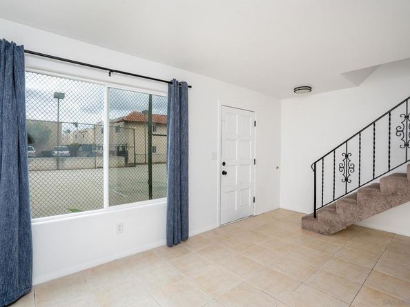 486 S Anza St, El Cajon CA 92020