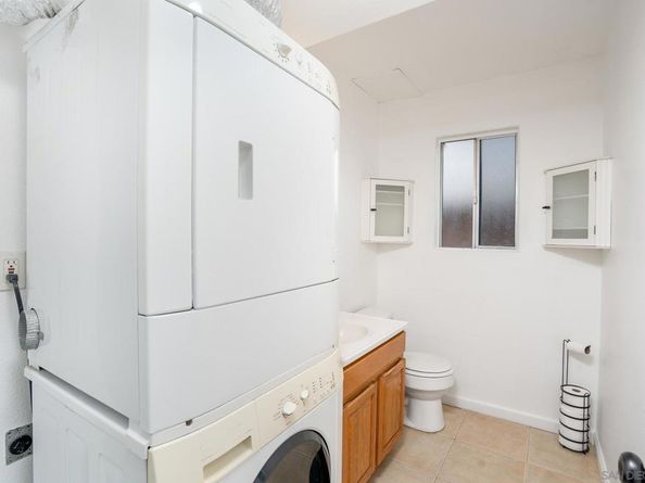 486 S Anza St, El Cajon CA 92020