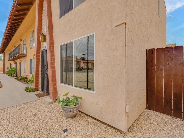 486 S Anza St, El Cajon CA 92020
