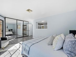 9270 Towne Centre Dr 31, San Diego CA 92121