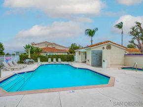 12122 Royal Birkdale Row 403, San Diego CA 92128