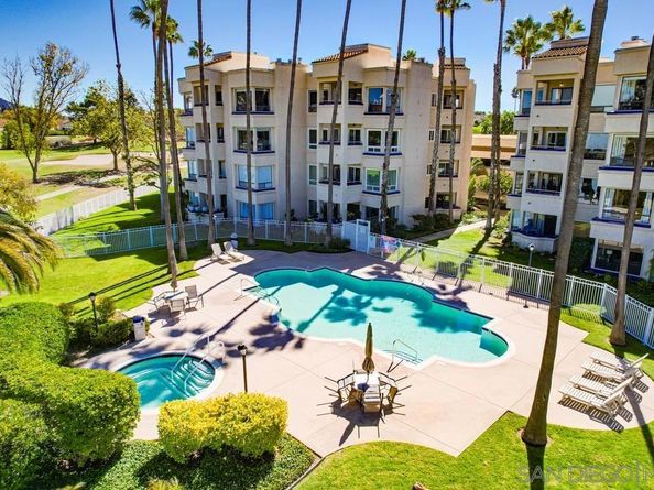 12122 Royal Birkdale Row 403, San Diego CA 92128