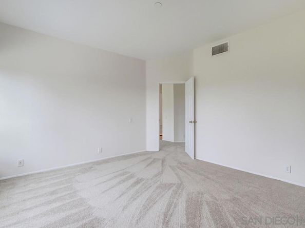12122 Royal Birkdale Row 403, San Diego CA 92128