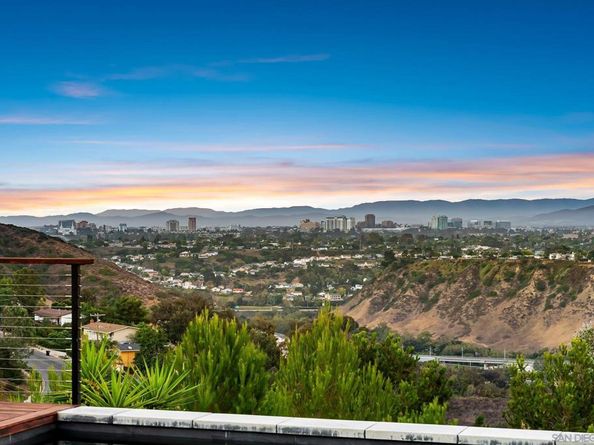 5745 Soledad Mountain Road, La Jolla CA 92037