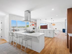 5745 Soledad Mountain Road, La Jolla CA 92037