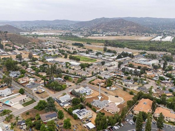 11977 Raceway, Lakeside CA 92040