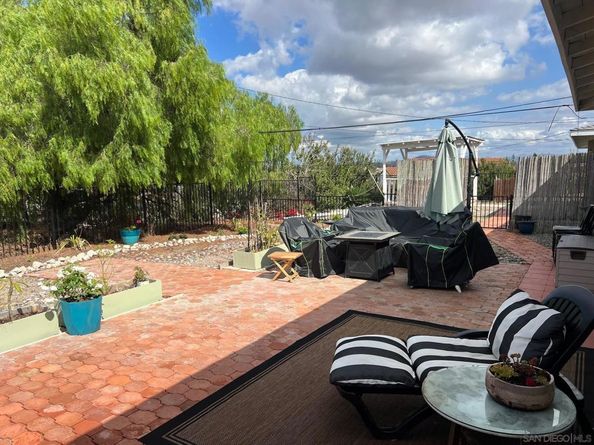 6431 6437 Madrone Avenue, San Diego CA 92114