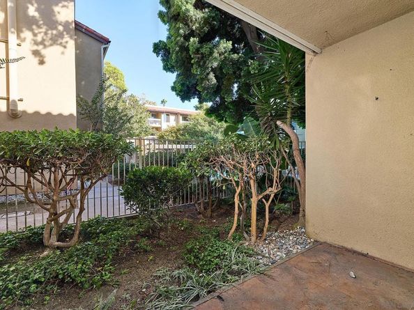 4600 Lamont 4130, San Diego CA 92109