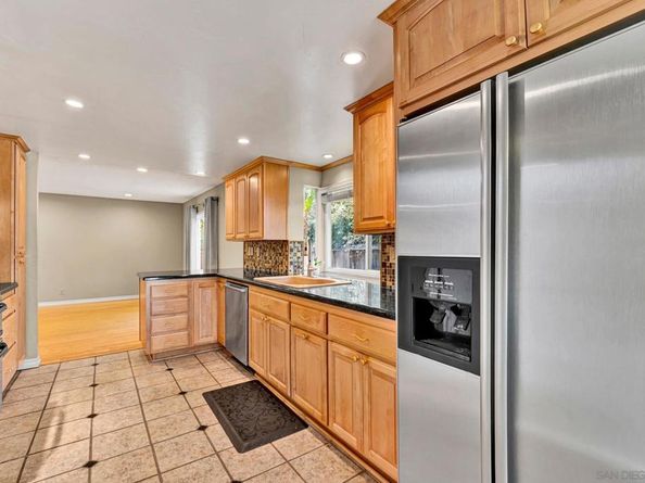 3710 Old Cobble Road, San Diego CA 92111