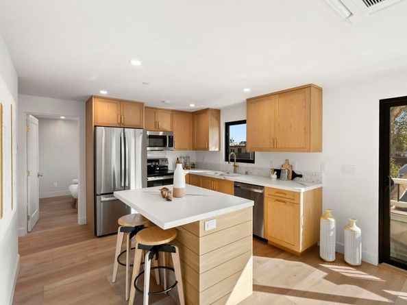 720 Nantasket Ct, San Diego CA 92109