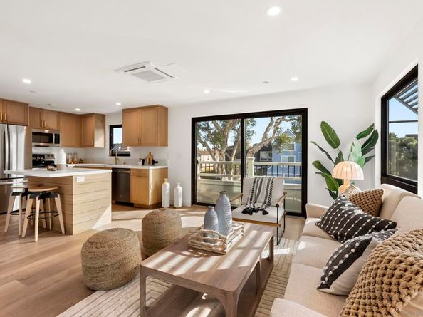 720 Nantasket Ct, San Diego CA 92109