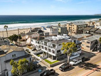 720 Nantasket Ct