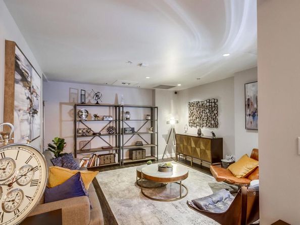 1150 J St 220, San Diego CA 92101