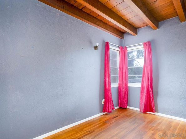 2950 Nutmeg St, San Diego CA 92104