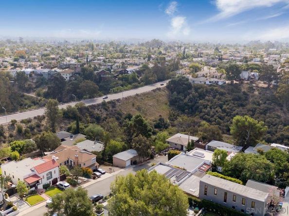 2950 Nutmeg St, San Diego CA 92104