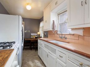 2950 Nutmeg St, San Diego CA 92104