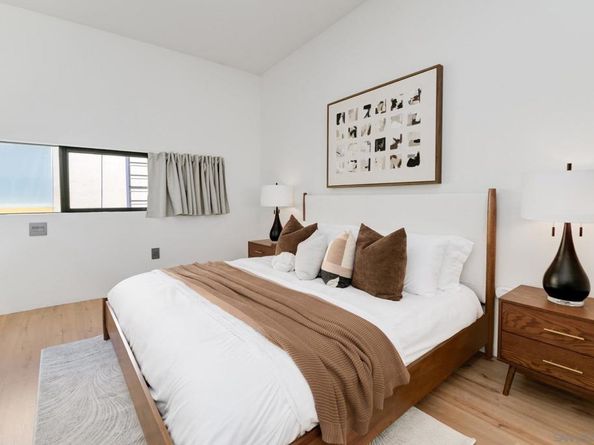 1944 State St 17, San Diego CA 92101