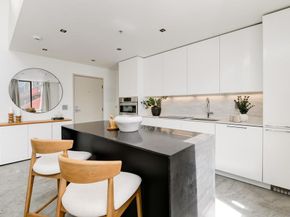1944 State St 17, San Diego CA 92101