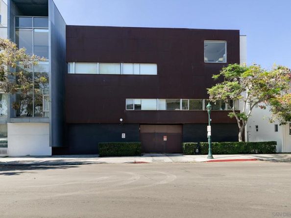 1944 State St 17, San Diego CA 92101