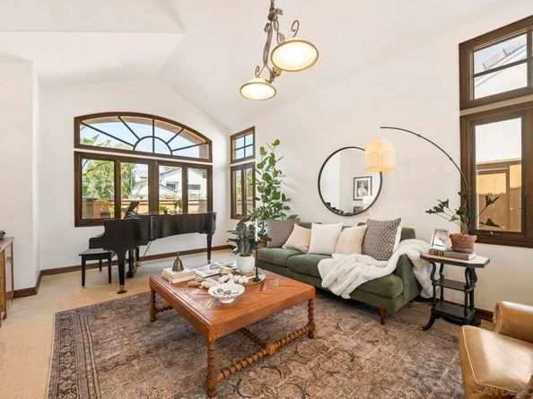 16019 Via Dicha, Rancho Santa Fe CA 92091