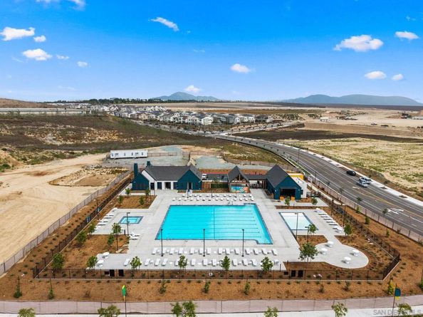 1567 Corte Botanicas, Chula Vista CA 91913