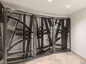 7455 Hillside Dr, La Jolla CA 92037