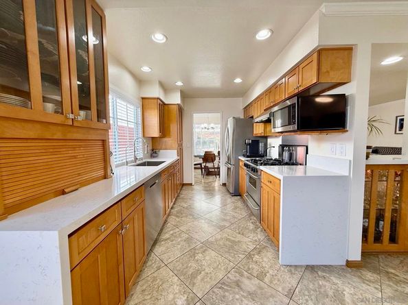 2767 Lancha St, San Diego CA 92111