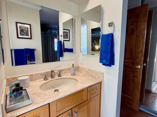 2767 Lancha St, San Diego CA 92111